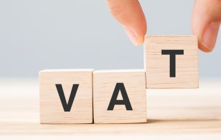 Illustration showing different VAT schemes for businesses, including flat rate, standard, and cash accounting options, with examples of how they work